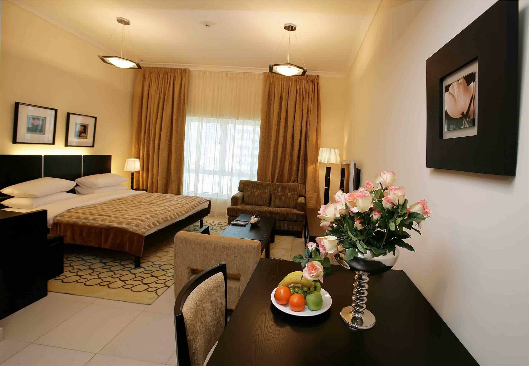 Gulf Oasis Hotel Apartments Fz Llc Дубай Экстерьер фото